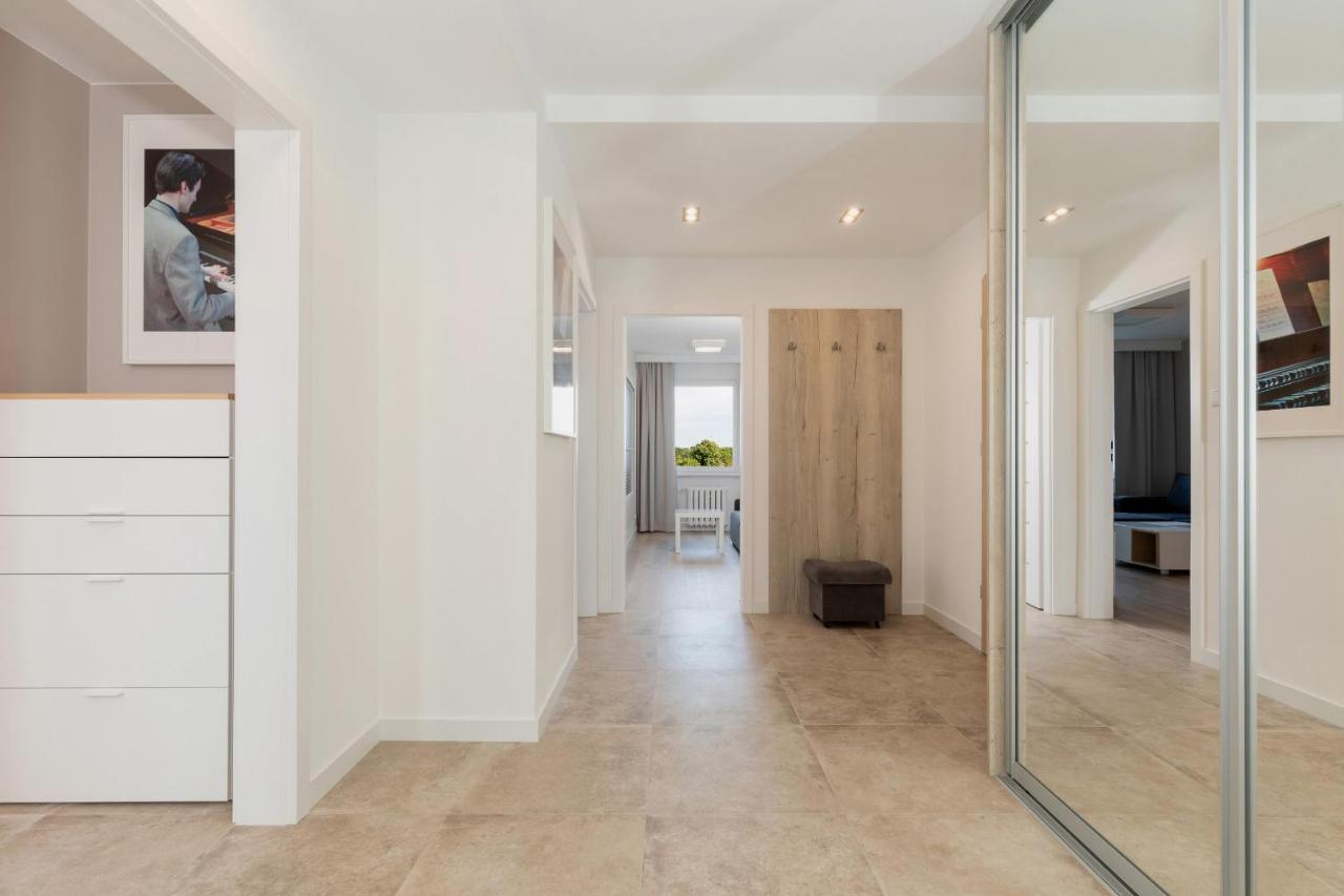 Apartament Z Widokiem Na Port Swinoujscie By Noclegi Renters Exterior photo