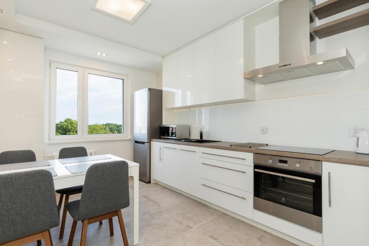Apartament Z Widokiem Na Port Swinoujscie By Noclegi Renters Exterior photo
